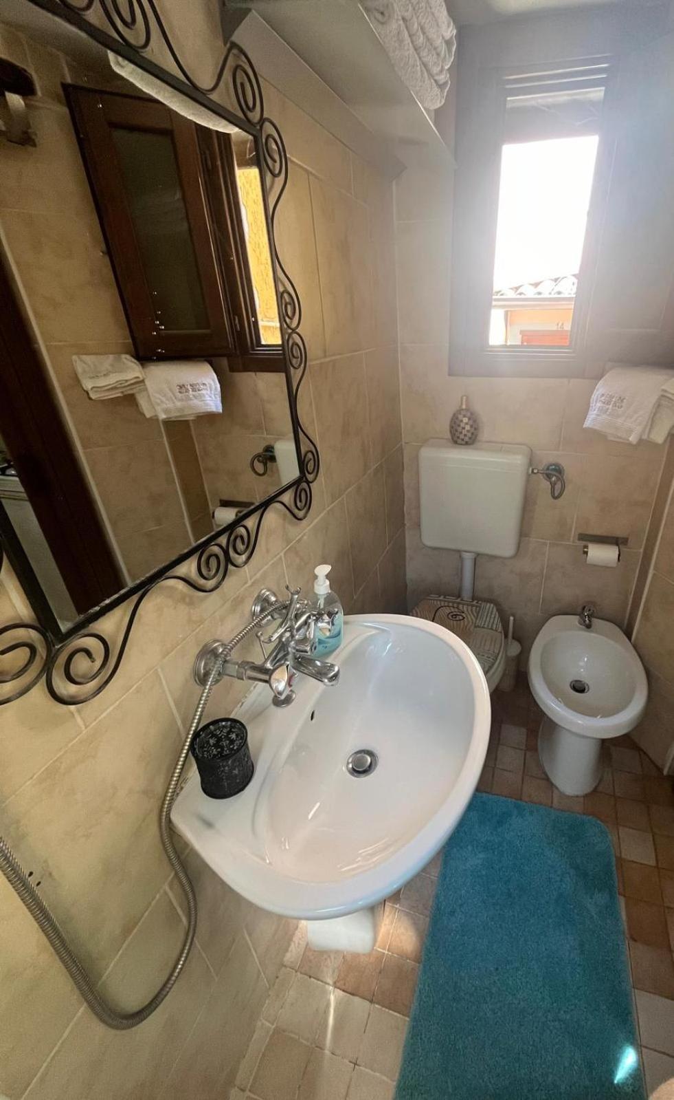 Ferienwohnung Casa Alessia Pisogne Exterior foto